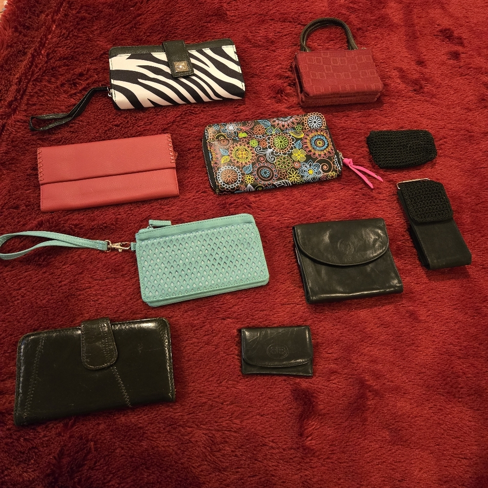 Batch of 10 Wallets & Accessories – Mixed Materials
